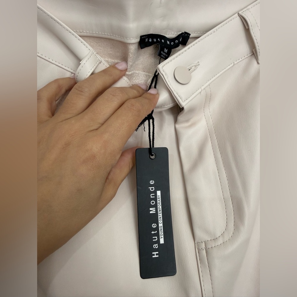 Haute Monde Cream Maxi Faux leather skirt with Button with zipper detail - Picture 4 of 10